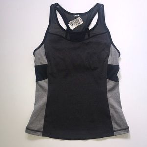 Women’s FILA workout Tank Top SZ Medium